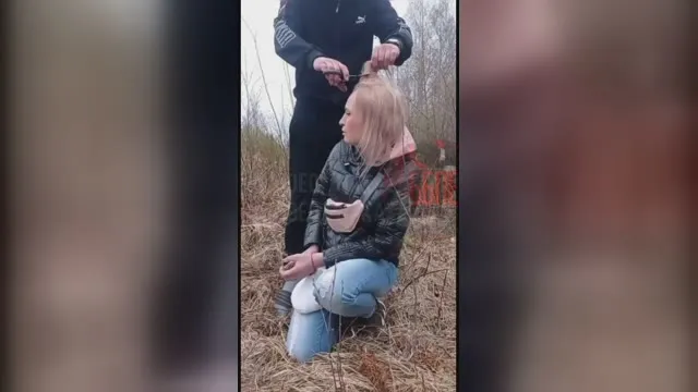 De Russische pandjesbaas werd naar een verlaten plek ▶️ gebracht